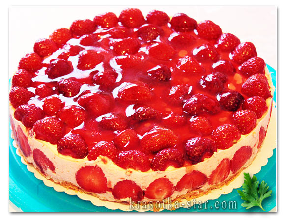 Торт нежность с клубникой. %D0%9A%D0%BB%D1%83%D0%B1%D0%BD%D0%B8%D1%87%D0%BD%D1%8B%D0%B9 %D1%82%D0%BE%D1%80%D1%82 38. Торт нежность с клубникой фото. Торт нежность с клубникой-%D0%9A%D0%BB%D1%83%D0%B1%D0%BD%D0%B8%D1%87%D0%BD%D1%8B%D0%B9 %D1%82%D0%BE%D1%80%D1%82 38. картинка Торт нежность с клубникой. картинка %D0%9A%D0%BB%D1%83%D0%B1%D0%BD%D0%B8%D1%87%D0%BD%D1%8B%D0%B9 %D1%82%D0%BE%D1%80%D1%82 38. Добрый день, друзья! В разгар ягодного сезона давайте побалуем себя и близких вкусняшкой и испечем торт с клубникой. Аромат и небольшая кислинка этих плодов придадут очень приятный акцент выпечке, да и чудесно и ярко ее украсят.